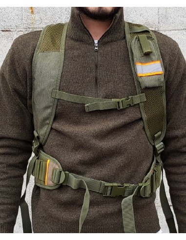 Hunting trisack with retractable...