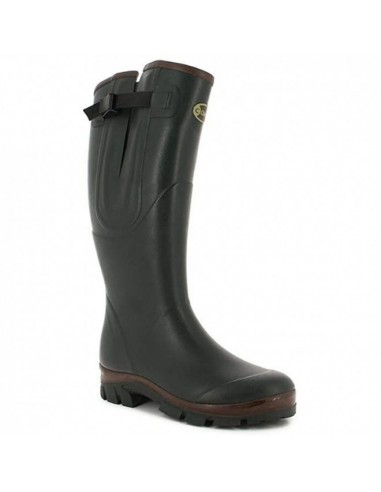 Rubber boots with ergonomic footbed...