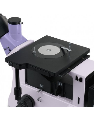 Microscope métallographique inversé...