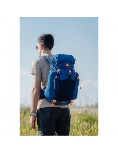 Zaino da trekking multi-tasca Modello...